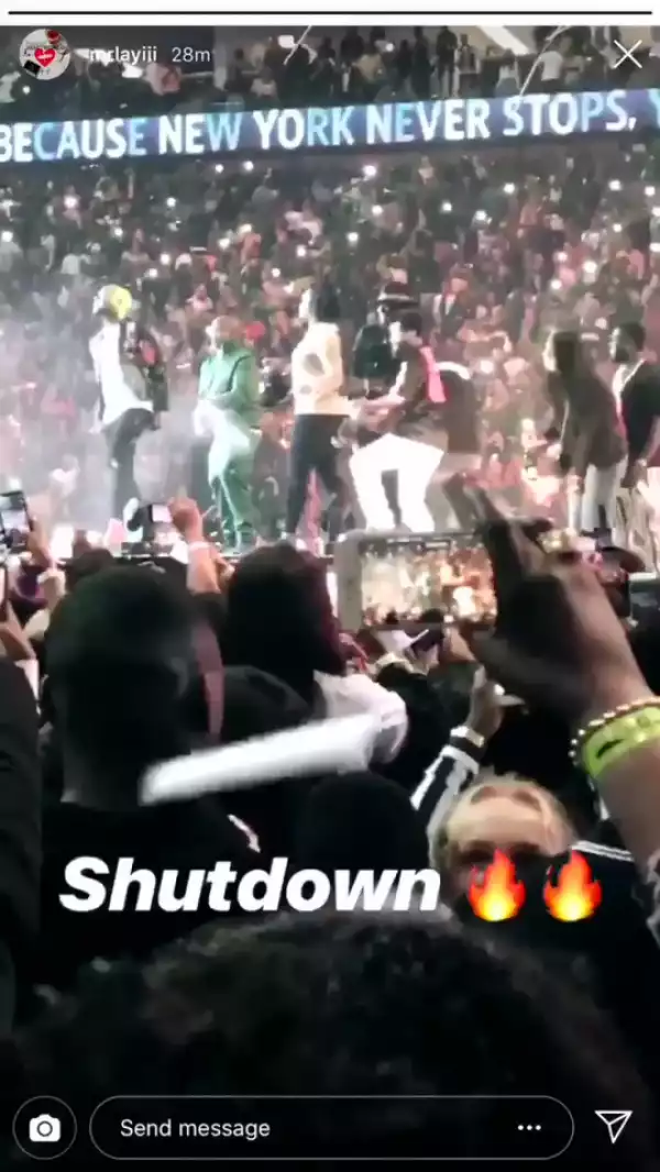 Watch Romantic Moment Davido Kissed Chioma On Stage At The O2 Arena
